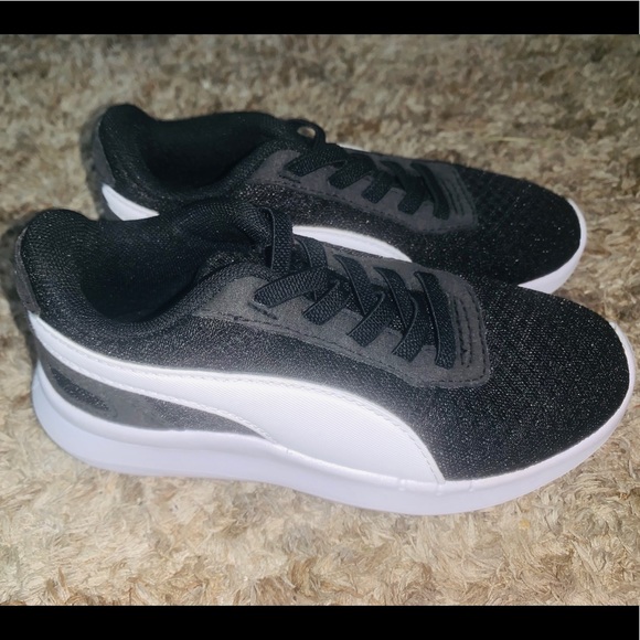 🐆brand new puma shoes🐆 - Picture 2 of 5